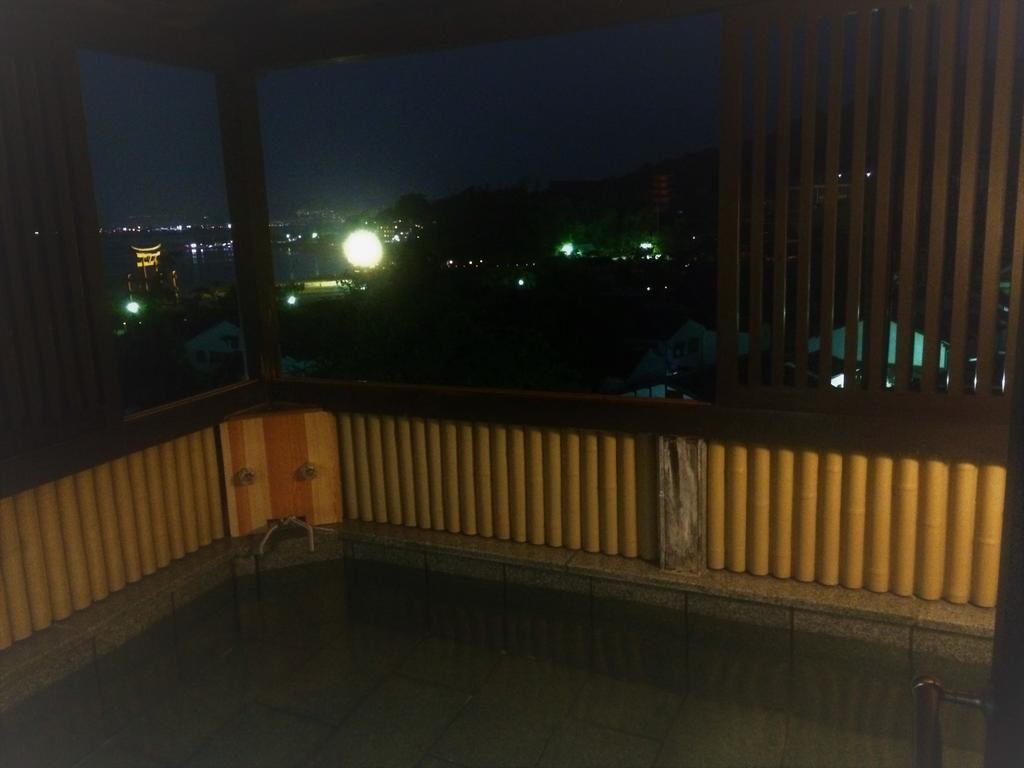 Hotel Jukeiso Hatsukaichi Zewnętrze zdjęcie