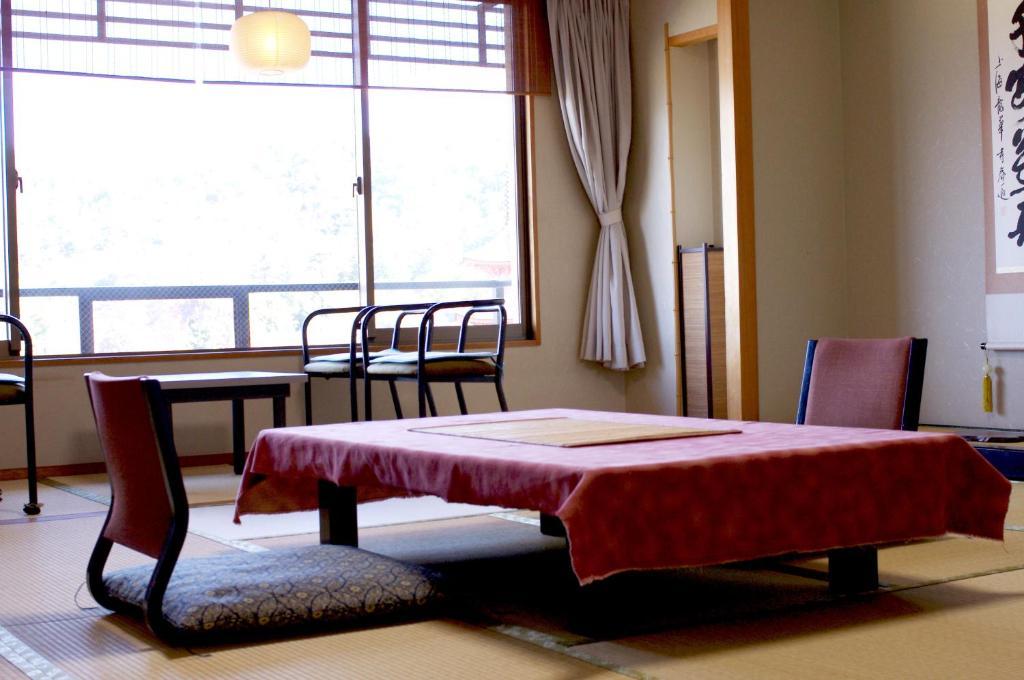 Hotel Jukeiso Hatsukaichi Zewnętrze zdjęcie