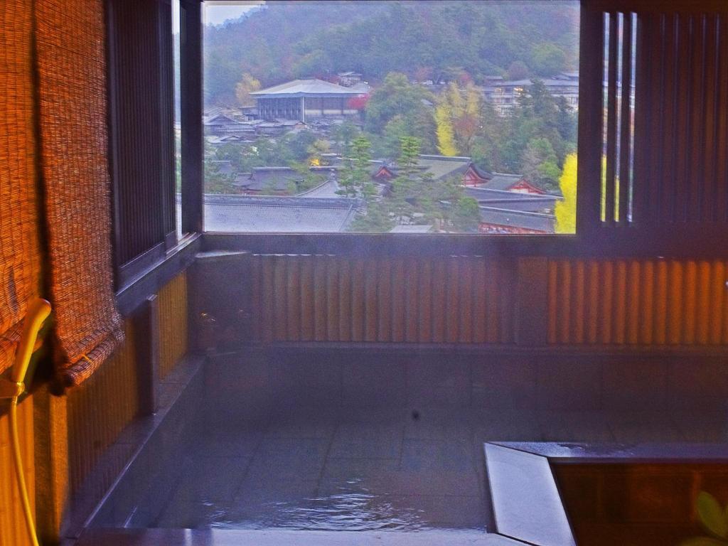 Hotel Jukeiso Hatsukaichi Zewnętrze zdjęcie